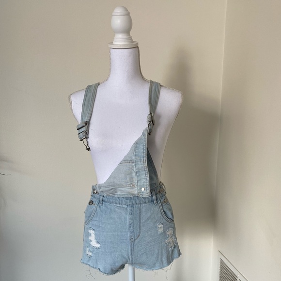 Overall shorts - Picture 5 of 7